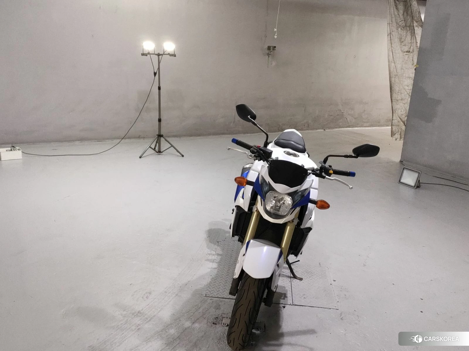 Проданный Suzuki GSR750 id 4206020 из Японии, фото 4