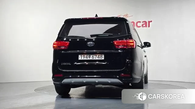 Kia The New Carnival id 3504616 из Кореи 14