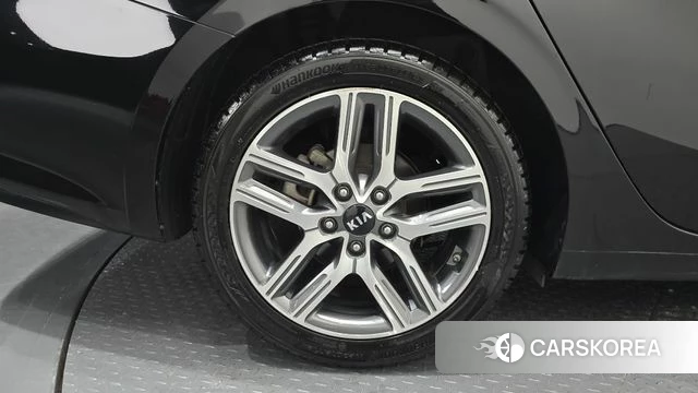 Kia Come New K3 id 4377918 из Кореи 25