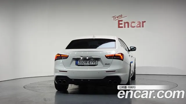 Maserati Ghibli id 2806531 из Кореи 14