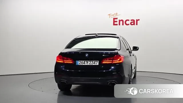 BMW 5 Series (G30) id 3692943 из Кореи 14