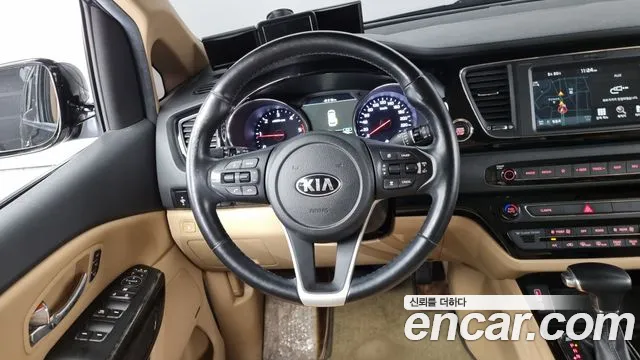 Kia The New Carnival id 2763874 из Кореи 14