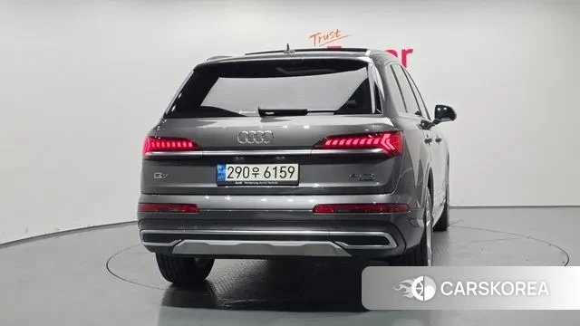 Audi Q7 (4M) id 3384481 из Кореи 14