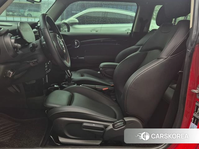 Mini Cooper S 2022 Черный из Кореи, фото 4