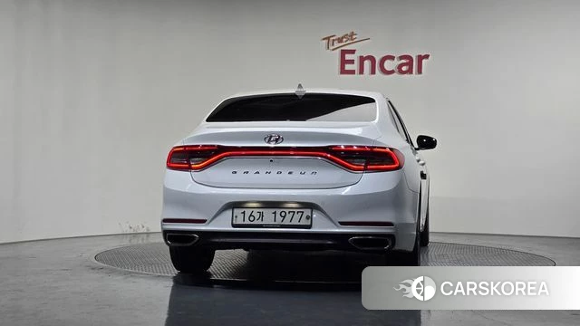 Hyundai Grandeur IG id 4325580 из Кореи 28