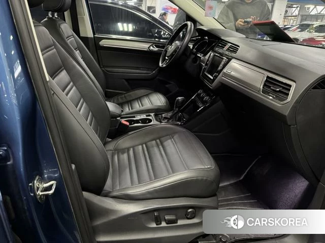 Volkswagen Touran L 2018 Синий из Китая, фото 4