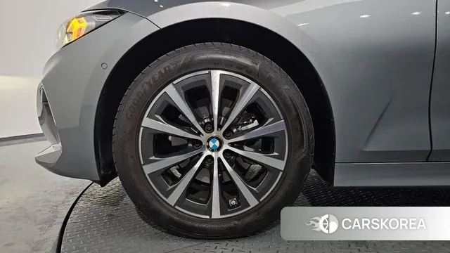 BMW 3 Series (G20) id 3634622 из Кореи 14