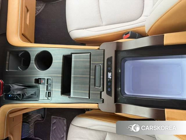 Toyota Saina id 4258440 из Китая 14