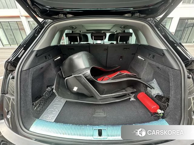 Audi Q5L id 4240112 из Китая 33