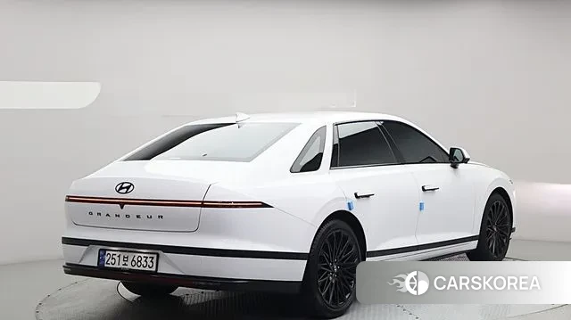 Hyundai Grandeur Hybrid (GN7) id 3405625 из Кореи 14