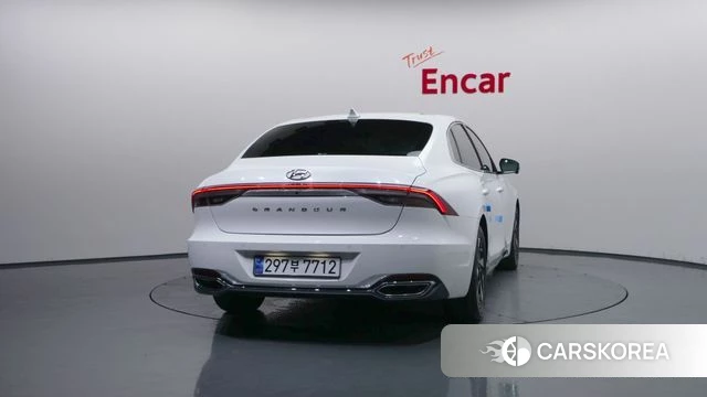 Hyundai The New Grandeur IG Hybrid id 4731111 из Кореи 25