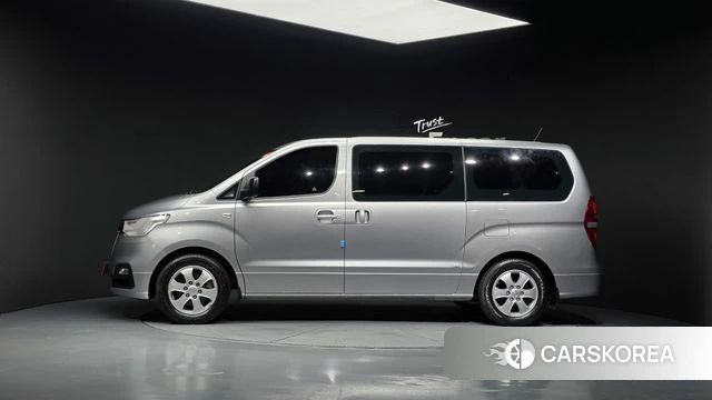Hyundai The New Grand Starex id 4722165 из Кореи 29