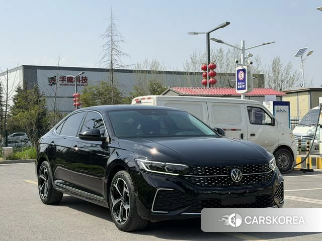 Volkswagen Passat id 4260050 из Китая 9