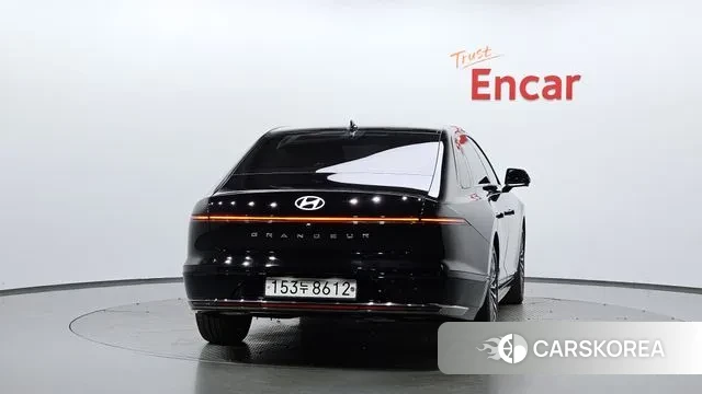 Hyundai Grandeur Hybrid (GN7) id 3158935 из Кореи 14