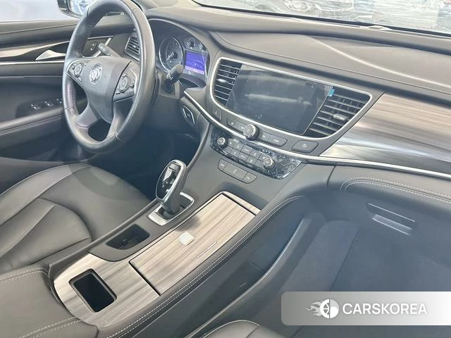 Buick Lacrosse id 4240388 из Китая 8