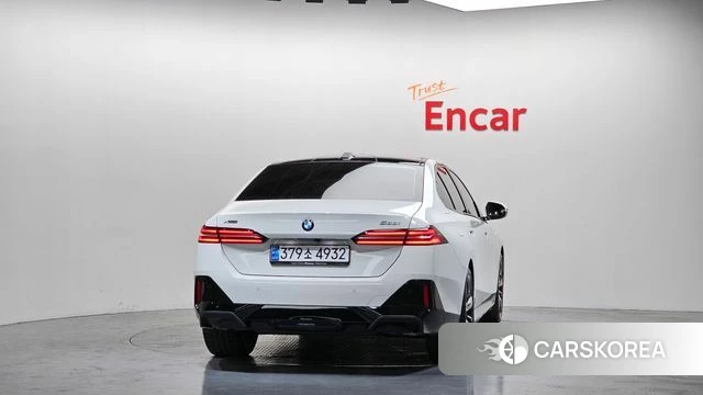 BMW 5 Series (G60) id 4329525 из Кореи 26