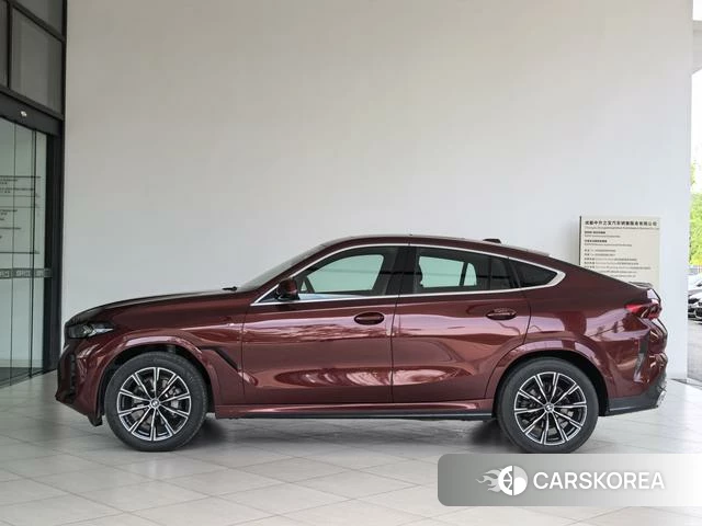 BMW X6 2025 Красный из Китая, фото 5