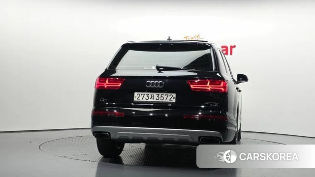 Audi Q7 (4M) id 4325291 из Кореи 14