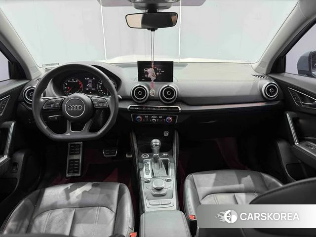 Audi Q2L id 4365887 из Китая 15