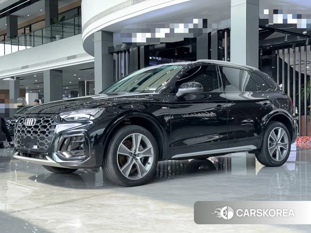 Audi Q5L 2021 Черный из Китая, фото 4