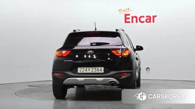 Kia Stonic id 3632011 из Кореи 14