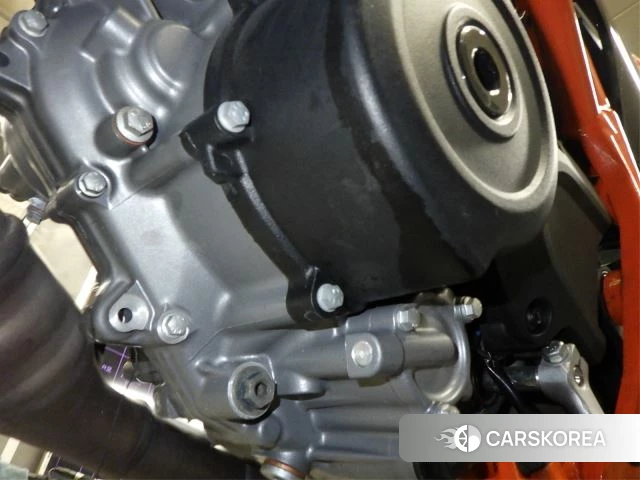 Engine photo