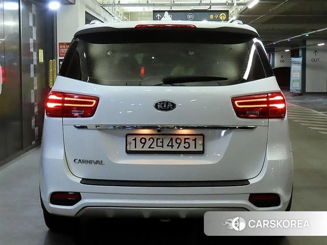 Kia The New Carnival id 4482683 из Кореи 14