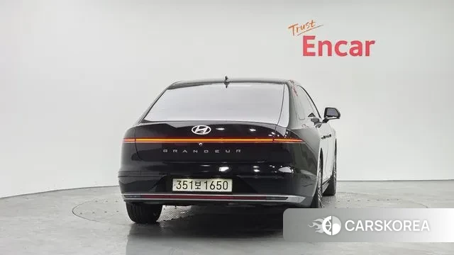 Hyundai Grandeur (GN7) id 3634132 из Кореи 14