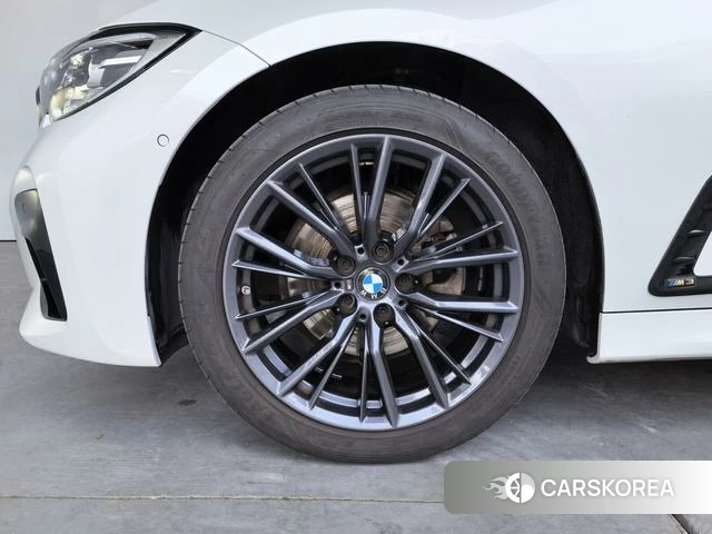 BMW 3 series id 4393491 из Китая 9