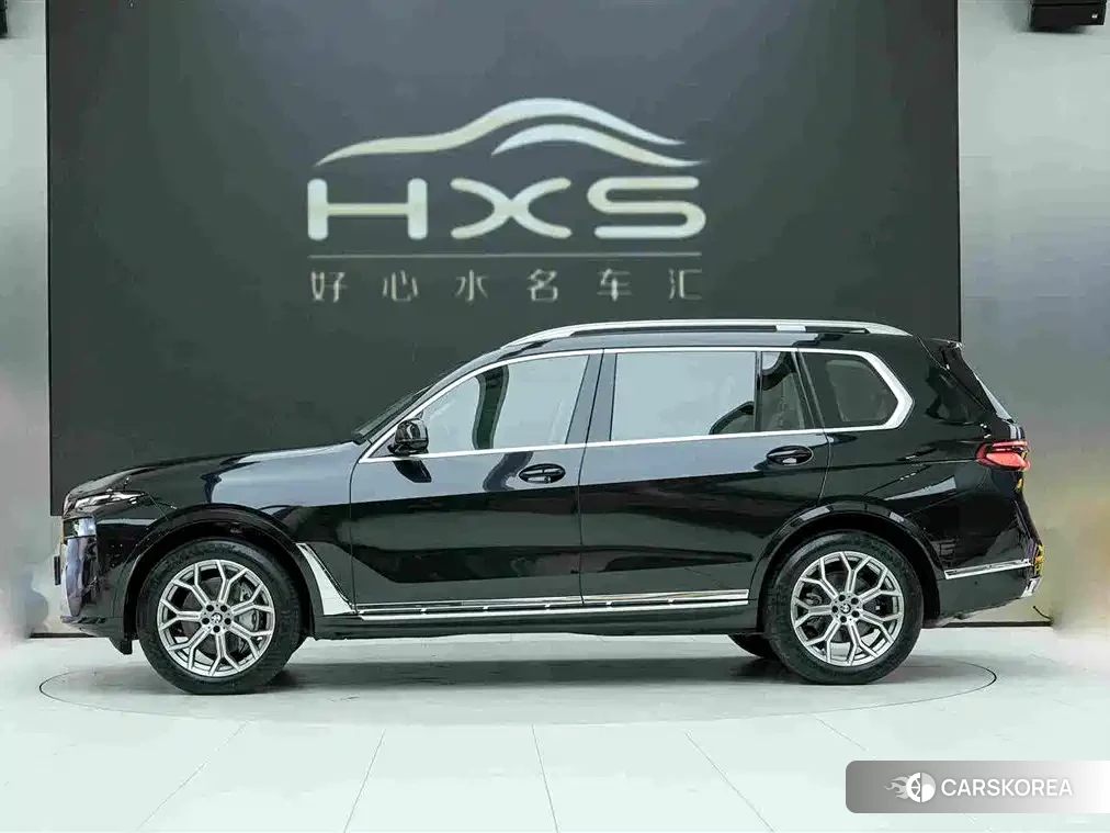 BMW X7 id 4553945 из Китая 17