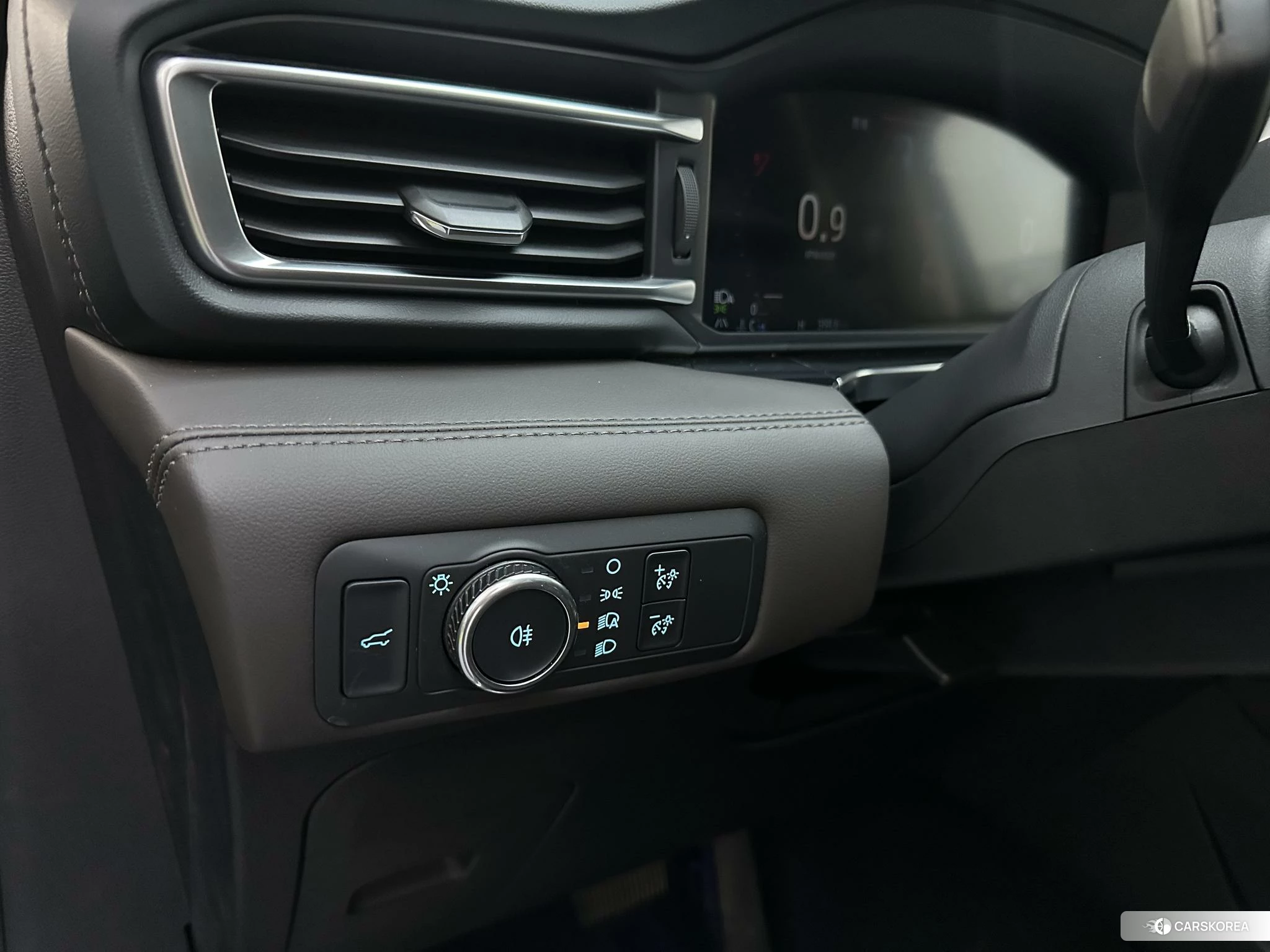 Ford Explorer id 4420171 из Китая 13