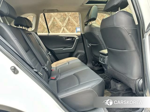 Toyota RAV4 Rongfang 2022 Белый из Китая, фото 6