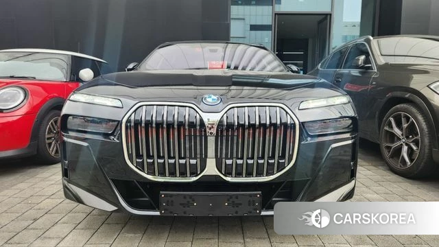 BMW 7 Series (G70) id 3896414 из Кореи 9