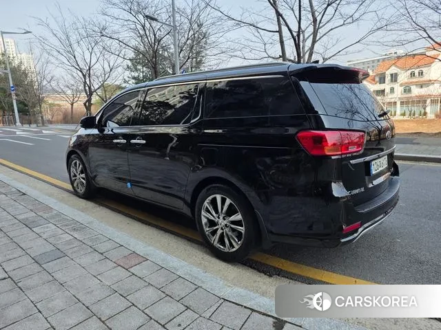 Kia The New Carnival id 3779271 из Кореи 14