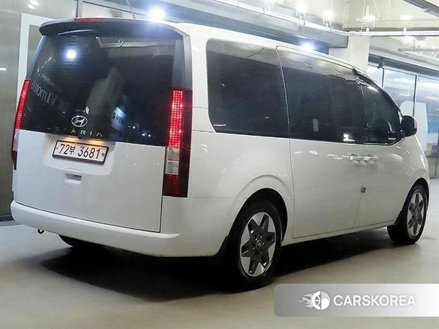 Hyundai Staria id 4366366 из Кореи 14
