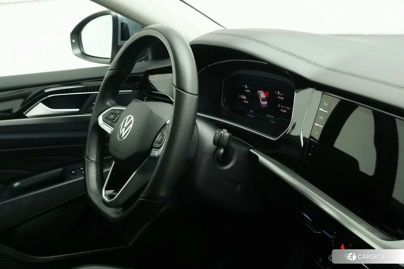Volkswagen Passat id 4479285 из Китая 18