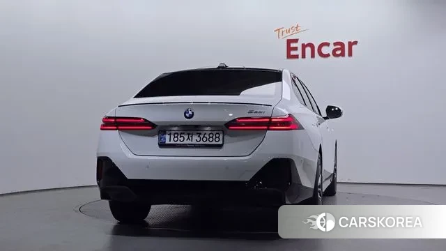 BMW 5 Series (G60) id 3467052 из Кореи 14