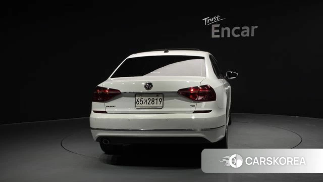 Volkswagen The New Passat id 4345556 из Кореи 14