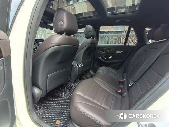 Mercedes-Benz GLC 2018 Белый из Китая, фото 4