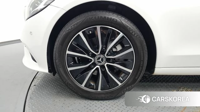 Mercedes-Benz C-Class W205 id 4642526 из Кореи 27