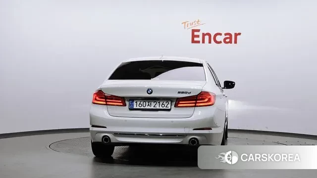 BMW 5 Series (G30) id 3008605 из Кореи 14