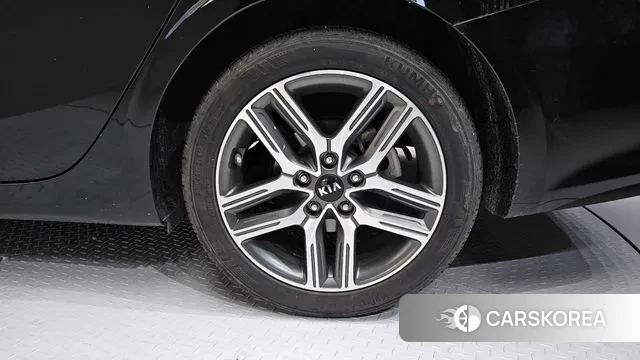 Kia Come New K3 id 3335629 из Кореи 14