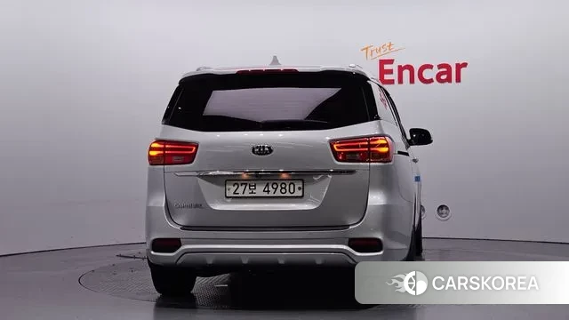 Kia The New Carnival id 3000354 из Кореи 14