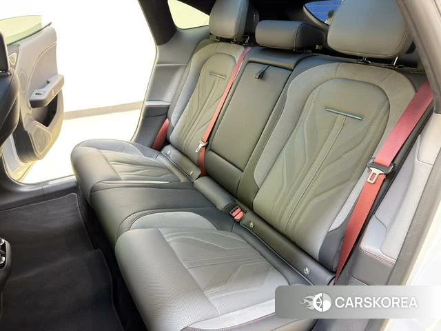 Extremely krypton ZEEKR 007GT 2025 Серебристо-серый из Китая, фото 5