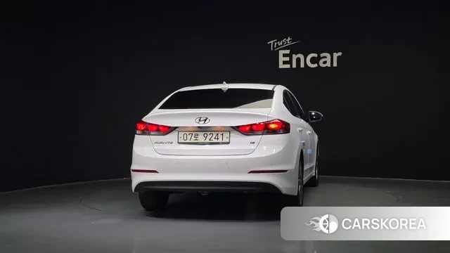 Hyundai Avante AD id 3386350 из Кореи 14