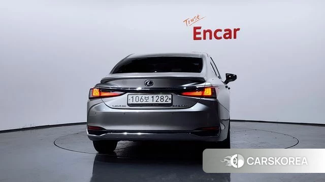 Lexus ES300h 7th generation id 4293437 из Кореи 32