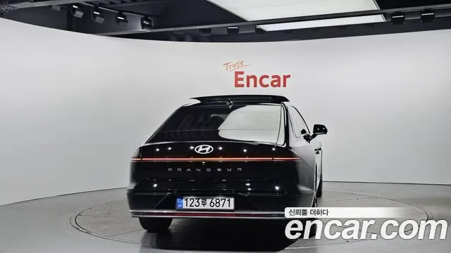 Hyundai Grandeur (GN7) id 2739106 из Кореи 14