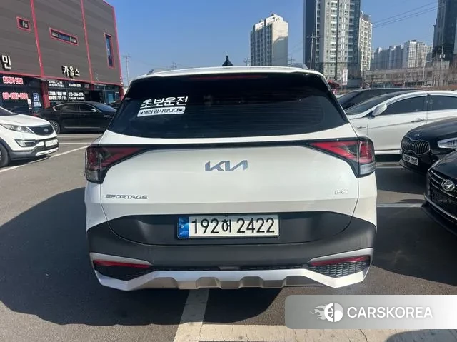 Kia Sportage 5th Generation Hybrid 2022 Белый из Кореи, фото 5