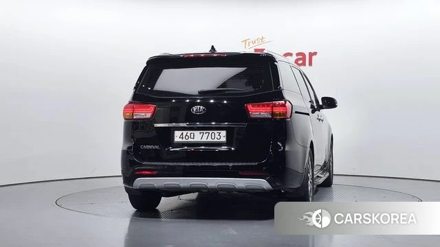Kia All New Carnival id 4658472 из Кореи 27