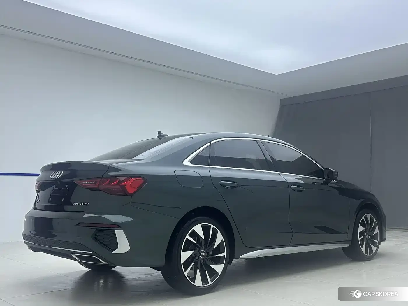 Audi A3 id 4583929 из Китая 15